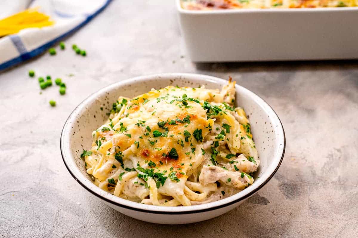 Easy Leftover Turkey Tetrazzini: Your Go-To Cozy Casserole
